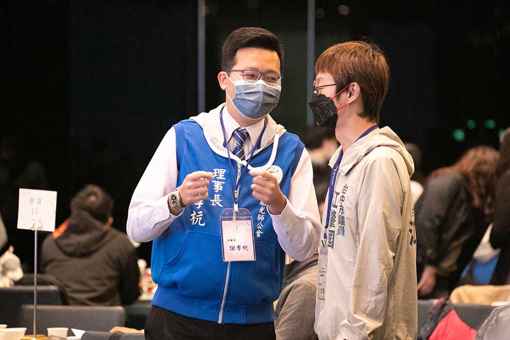 臺中市驗光師公會,會員代表大會暨繼續教育課程,邁向800人的會員數! 13 臺中市驗光師公會,會員代表大會暨繼續教育課程,邁向800人的會員數!