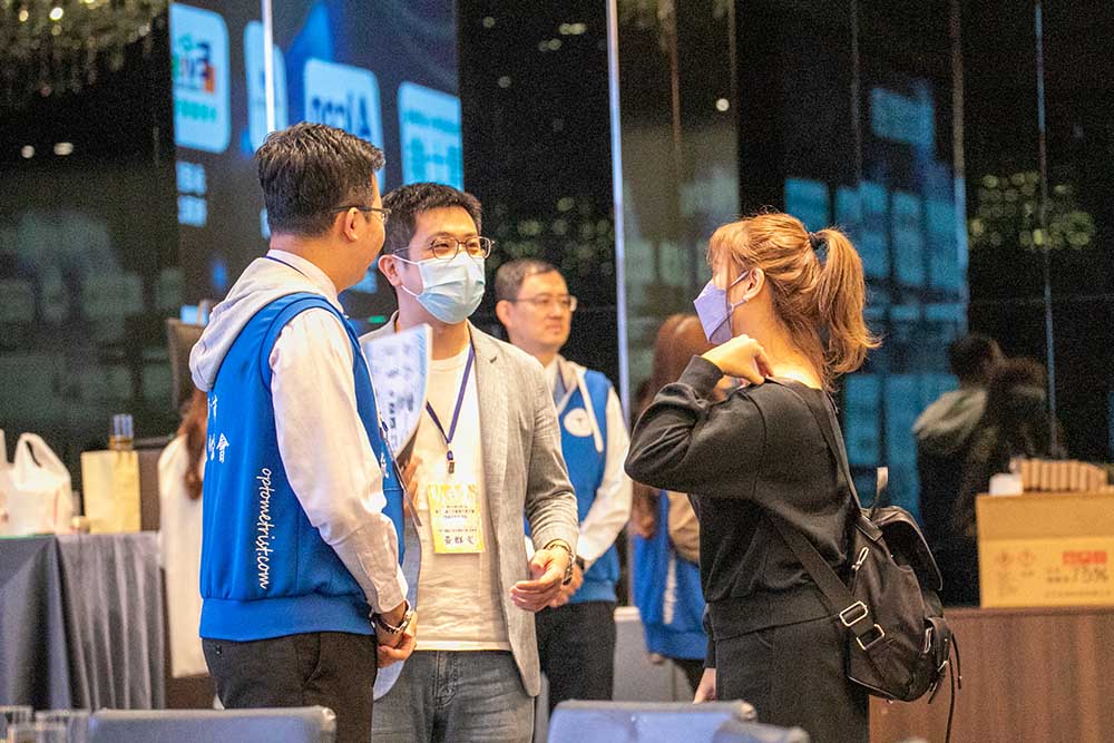 臺中市驗光師公會,會員代表大會暨繼續教育課程,邁向800人的會員數! 27 臺中市驗光師公會,會員代表大會暨繼續教育課程,邁向800人的會員數!