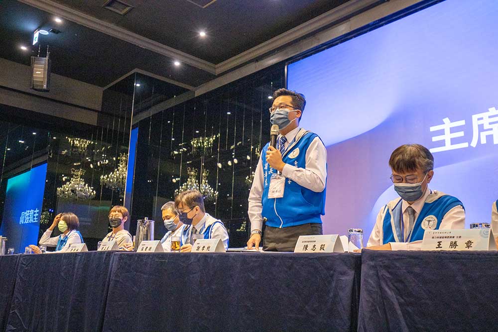 臺中市驗光師公會,會員代表大會暨繼續教育課程,邁向800人的會員數! 25 臺中市驗光師公會,會員代表大會暨繼續教育課程,邁向800人的會員數!