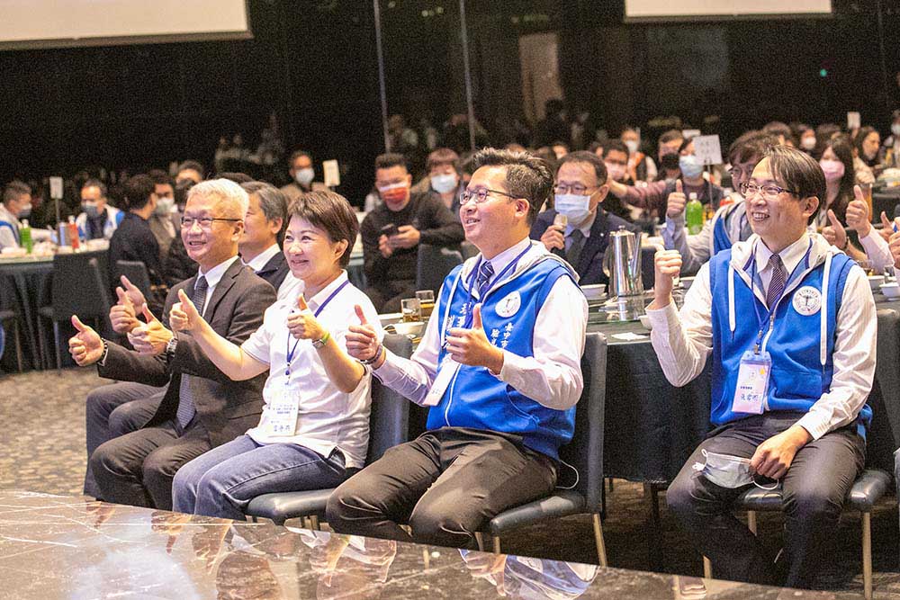 臺中市驗光師公會,會員代表大會暨繼續教育課程,邁向800人的會員數! 20 臺中市驗光師公會,會員代表大會暨繼續教育課程,邁向800人的會員數!