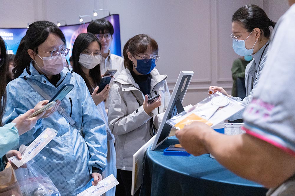 臺中市驗光師公會,第三屆理監事團隊續航 為視力健康奉獻專業 3 臺中市驗光師公會,第三屆理監事團隊續航 為視力健康奉獻專業